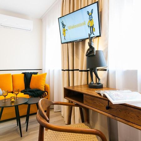 Hotel Awo غنيزنو المظهر الخارجي الصورة
