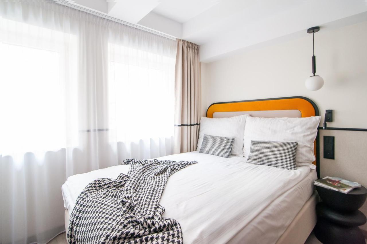 Hotel Awo غنيزنو المظهر الخارجي الصورة