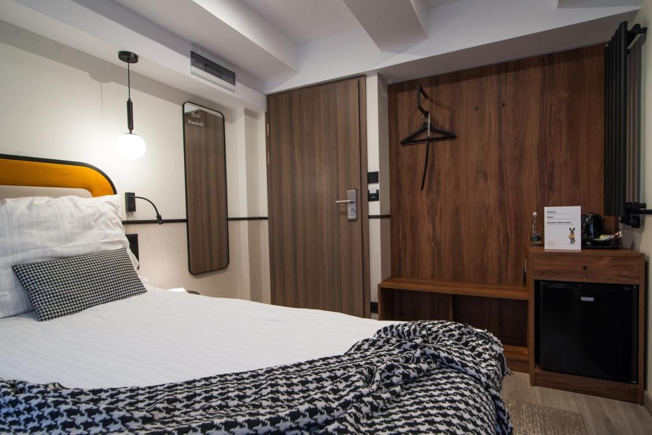 Hotel Awo غنيزنو المظهر الخارجي الصورة
