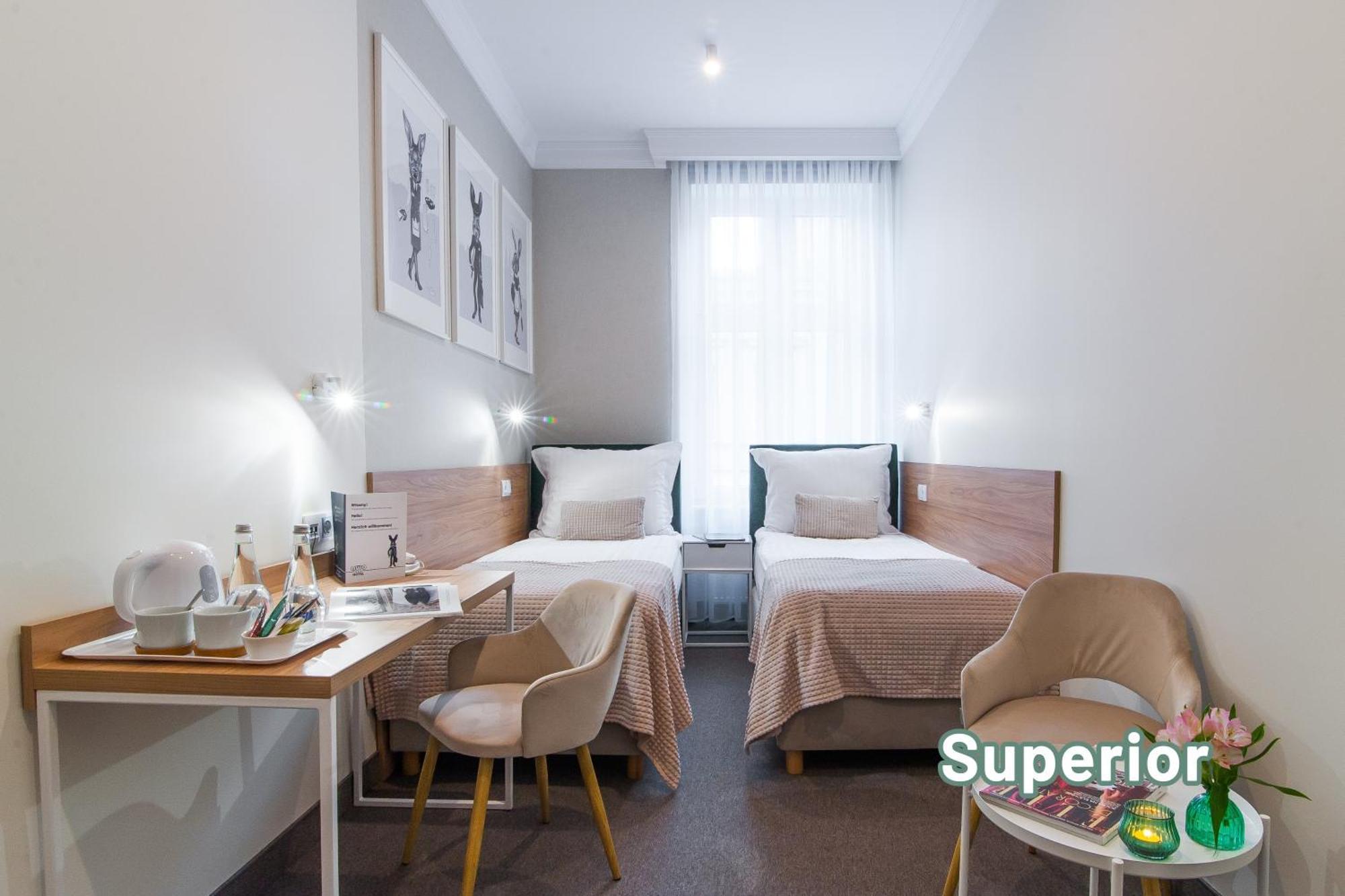 Hotel Awo غنيزنو المظهر الخارجي الصورة